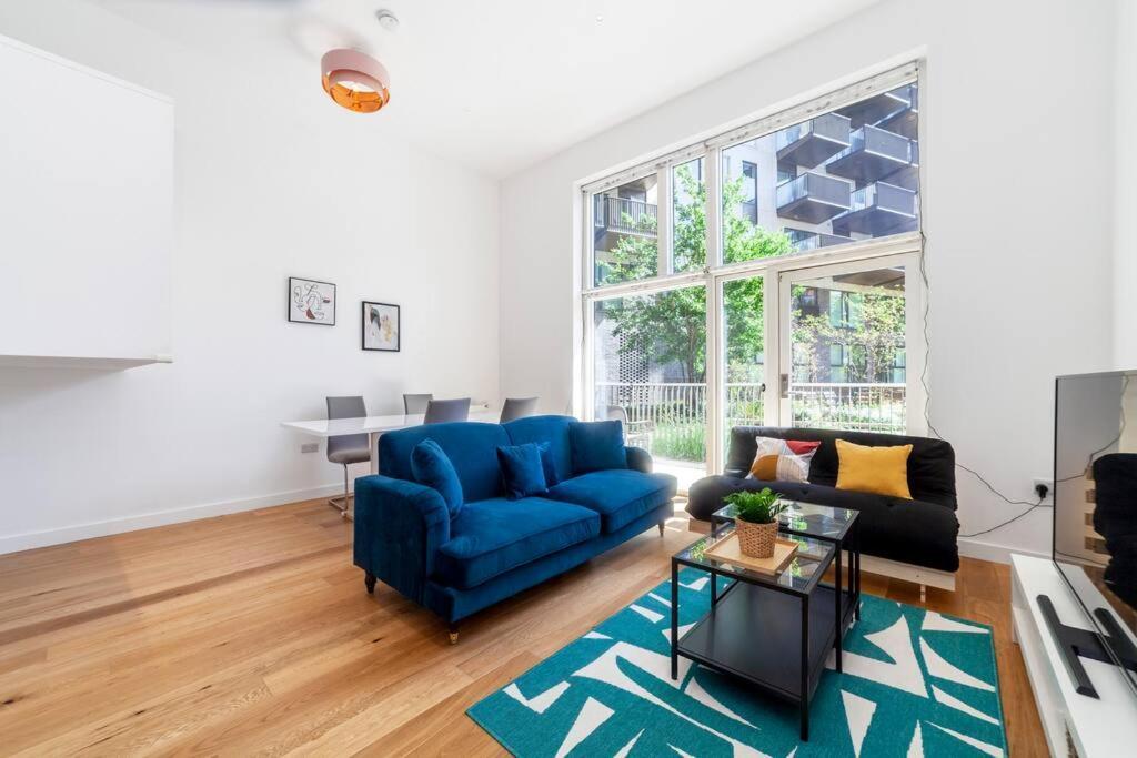 Stunning New 3 Bdr Duplex Wbalcony, East London Apartment Екстериор снимка